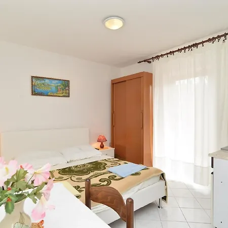 Apartment Fuer 2 Personen Ca 18 Qm In Rabac, Istrien Bucht Von Rabac