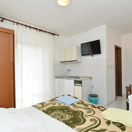 Fuer 2 Personen Ca 18 Qm In Rabac, Istrien Bucht Von Apartment Rabac